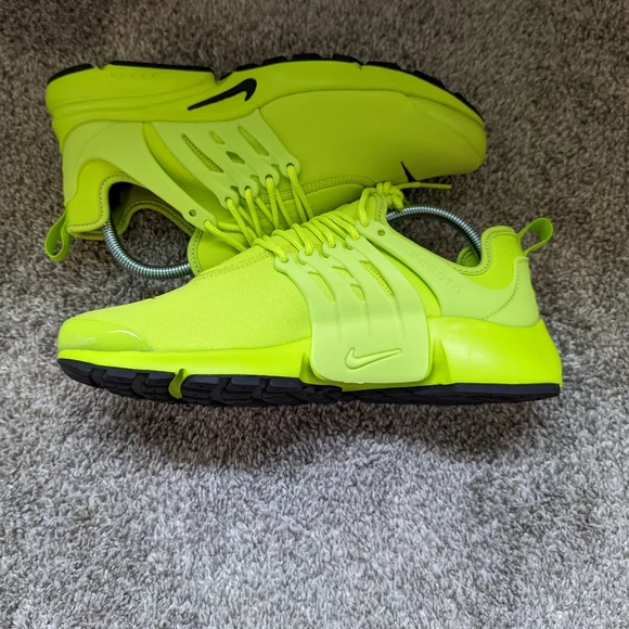 NIKE AIR PRESTO "ATOMIC GREEN" DV2228 300 WOMEN'S New without box - Picture 8 of 8